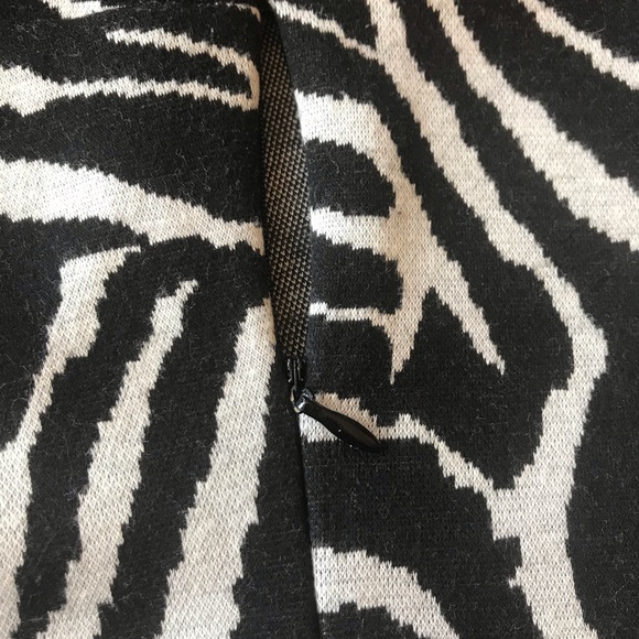 CATO Zebra Print Sheath Dress Size 6 - Picture 4 of 4
